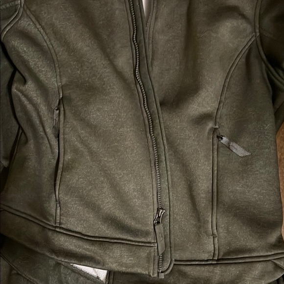 The North Face Olive Green Women's Jacket - Picture 12 of 12